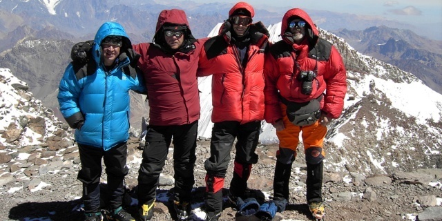 Aconcagua - stojíme na vrcholu nejvyšší hory Ameriky